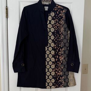 Chico's Navy and Beige Floral Tunic